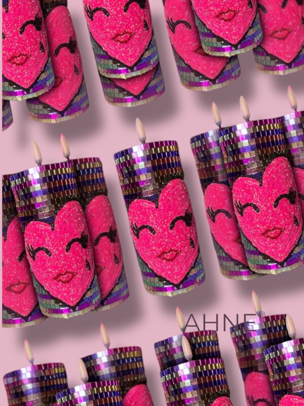 FOREVER DISCO - LED CANDLE 8X18CM - MULTICOLOR HEART